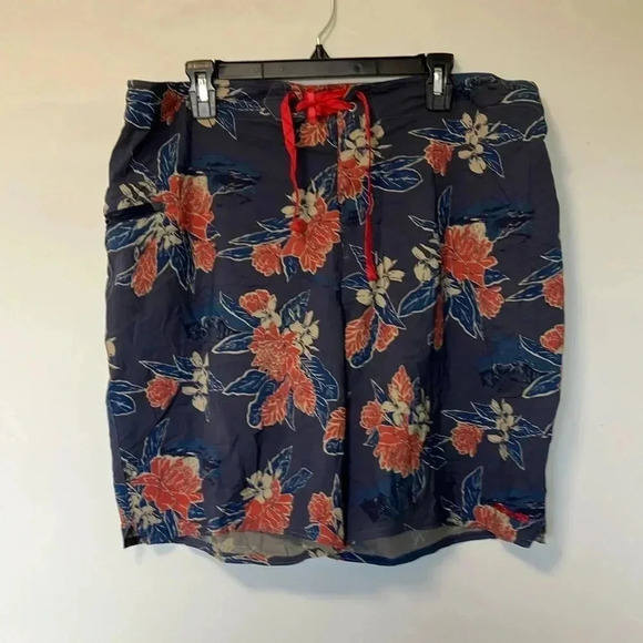 Patagonia Hawaiian board floral  shorts - Picture 1 of 8